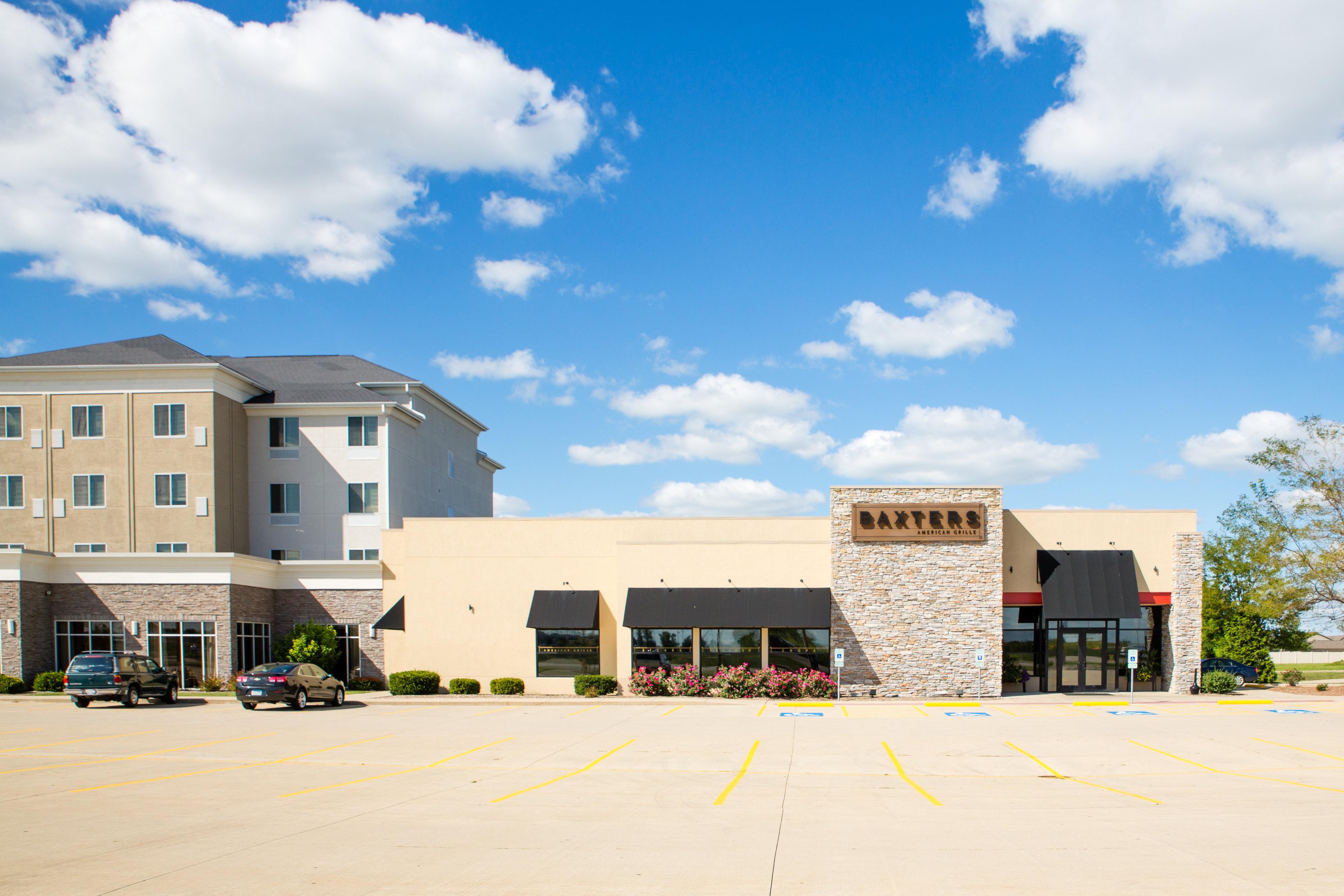 Holiday Inn Hotel & Suites Bloomington Airport By Ihg Екстериор снимка